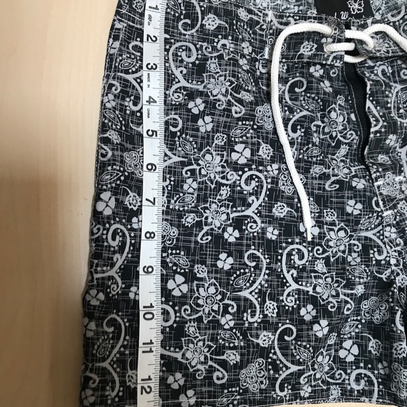 Surf Waves Sport Shorts Black Pattern Juniors' 9 Made in Russia NWT - Picture 12 of 17